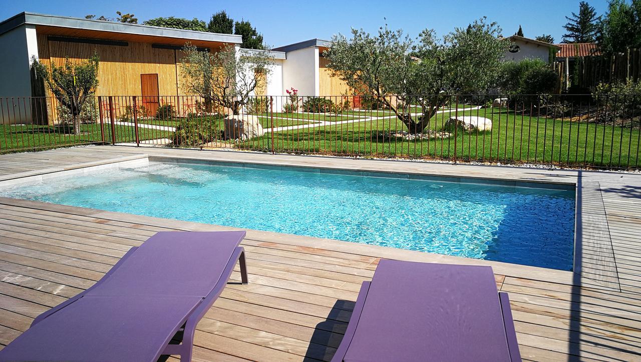 Maison D'Hotes Le Pre Gourmand - Adults Only Eyragues ภายนอก รูปภาพ