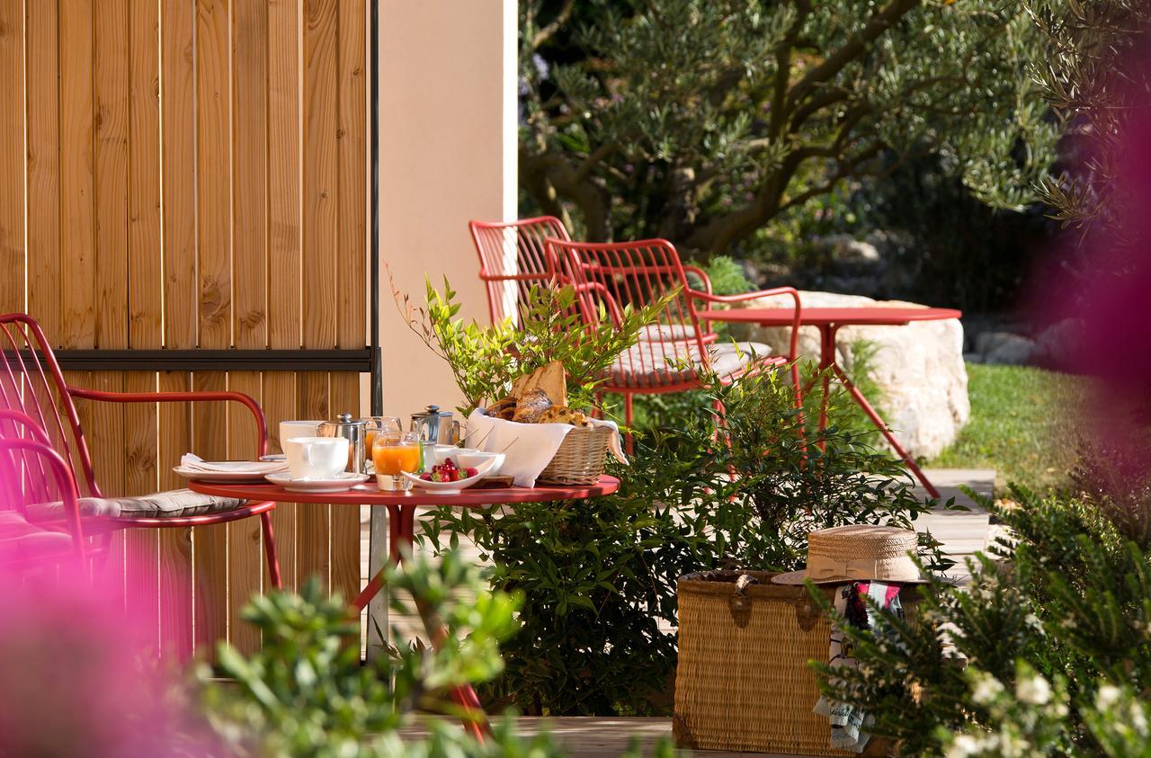 Maison D'Hotes Le Pre Gourmand - Adults Only Eyragues ภายนอก รูปภาพ