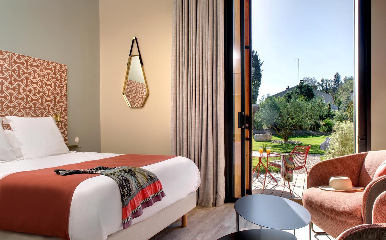 Maison D'Hotes Le Pre Gourmand - Adults Only Eyragues ภายนอก รูปภาพ